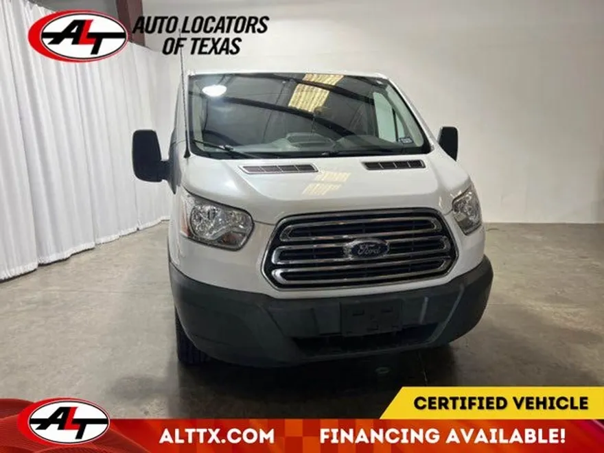 2017 Ford Transit XLT Cargo photo 1
