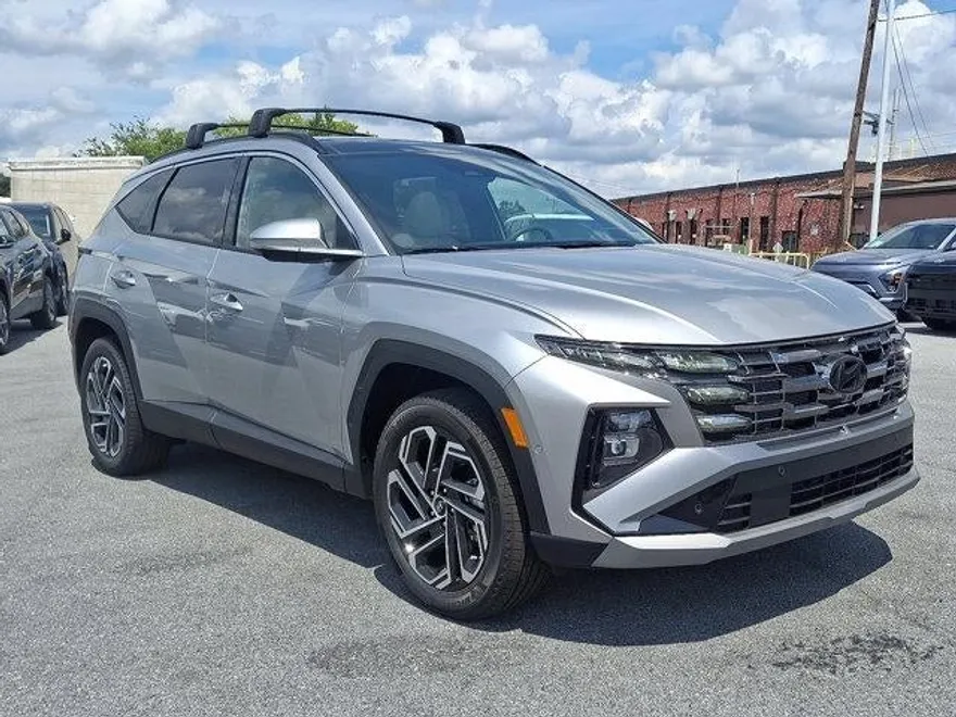 2025 Hyundai Tucson Limited photo 1