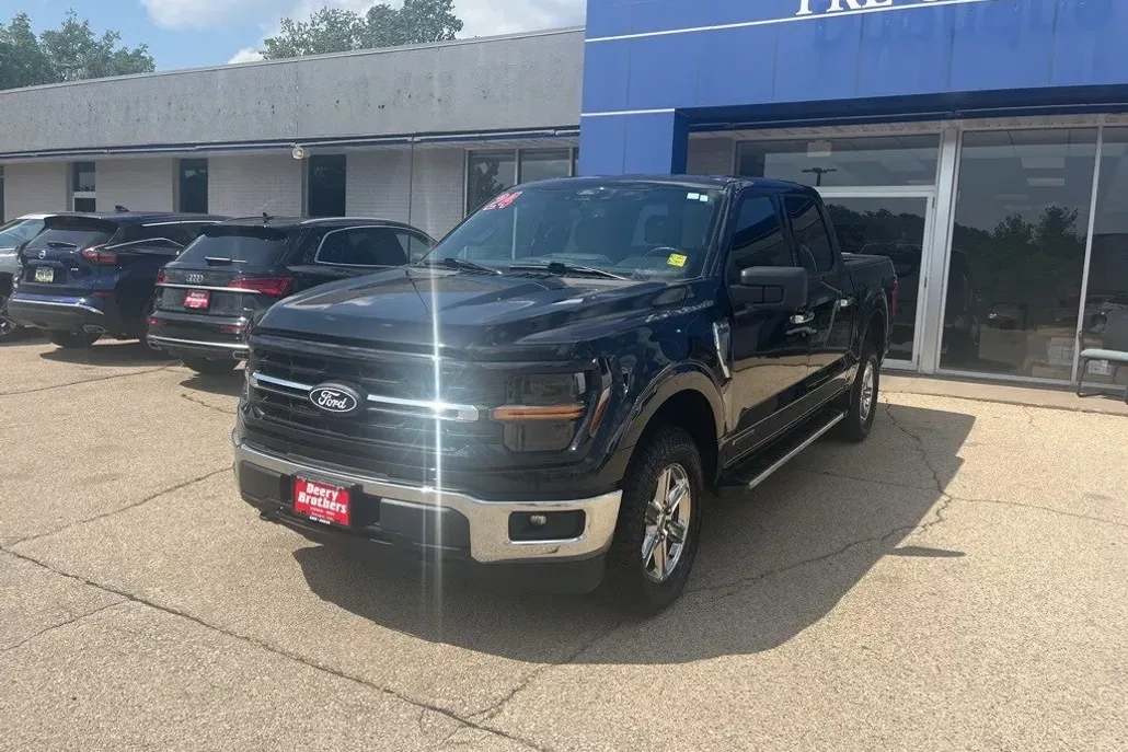 2024 Ford F-150 XLT photo 1
