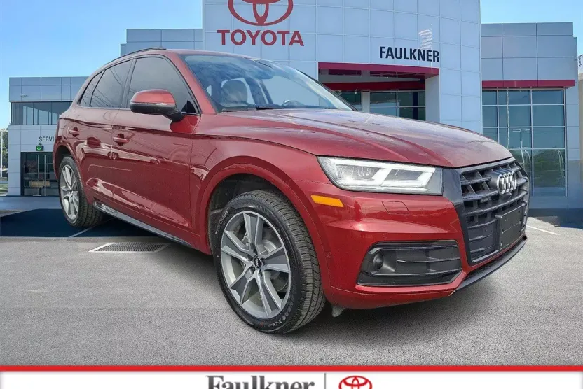2020 Audi Q5 Prestige 45 TFSI Premium photo 1