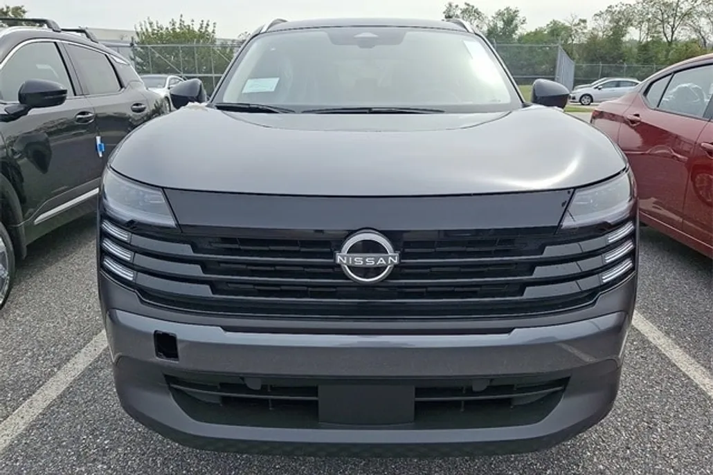 2026 Nissan Kicks SV photo 1
