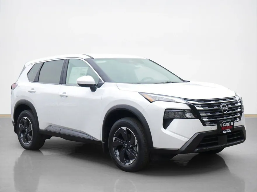 2026 Nissan Rogue SV photo 1