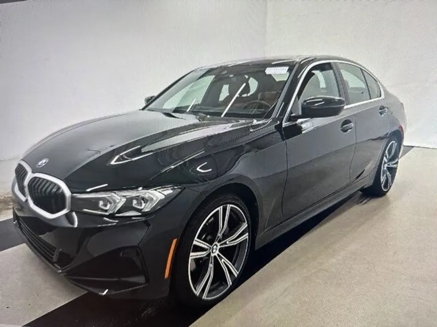 2024 Bmw 330i photo 1