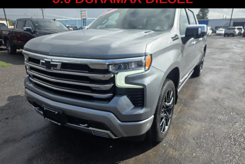 2023 Chevrolet Silverado 1500 High Country photo 1
