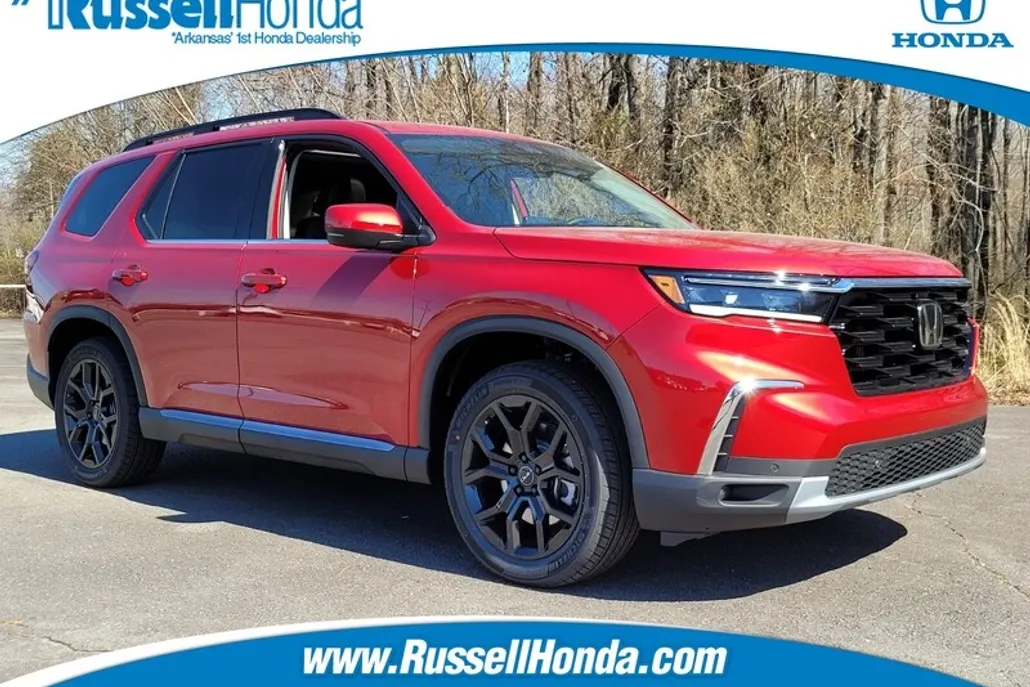 2025 Honda Pilot Touring photo 1