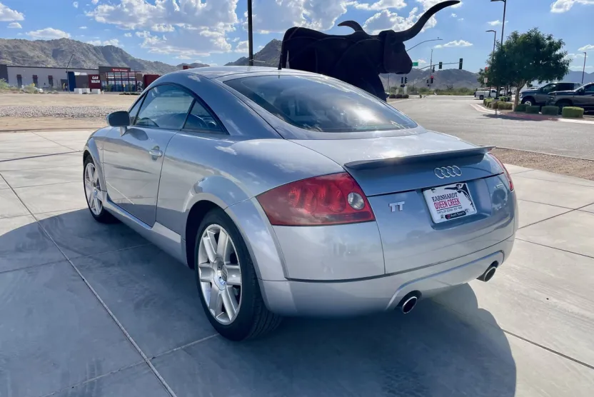 2002 Audi TT 1.8T photo 1