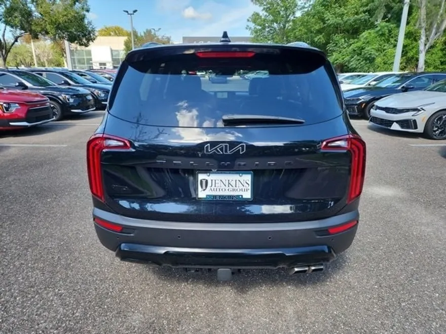 2022 Kia Telluride EX photo 1