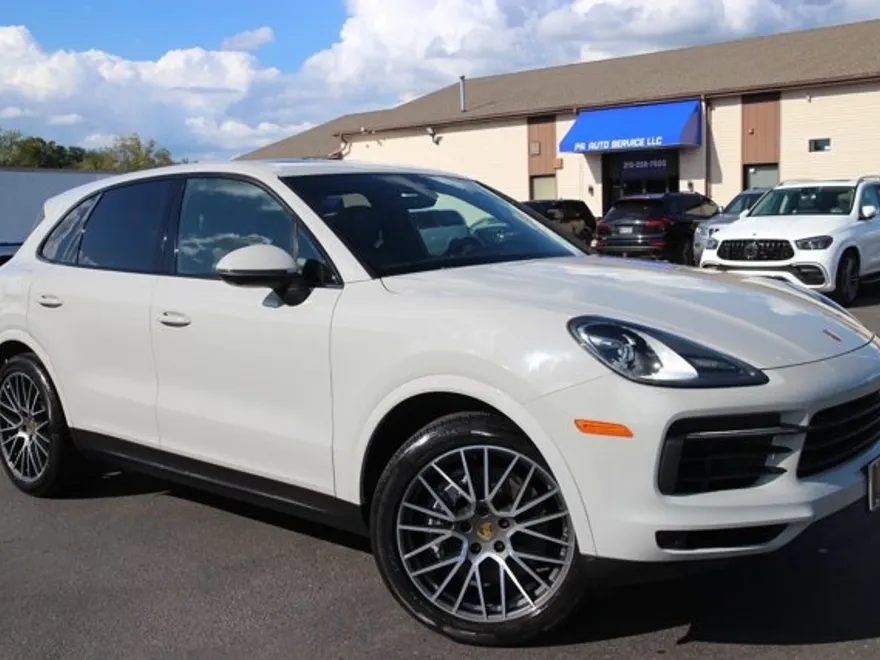 2021 Porsche Cayenne photo 1