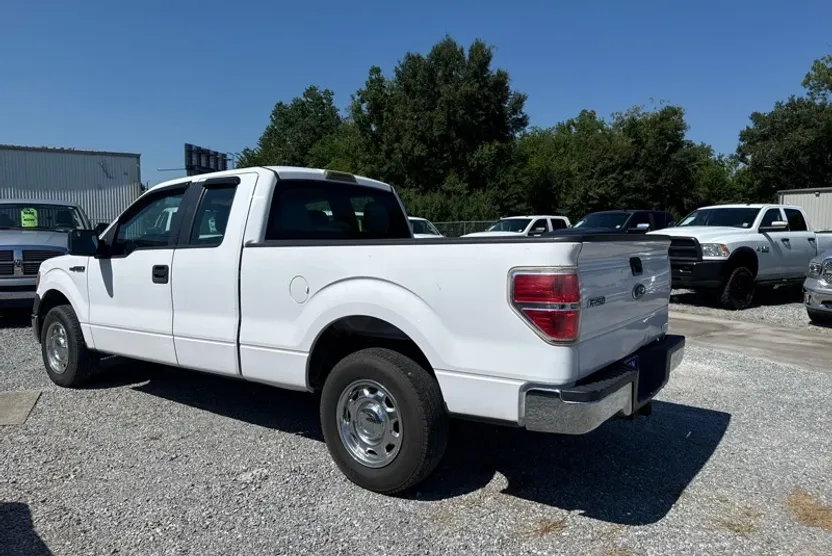 2014 Ford F-150 XL photo 1