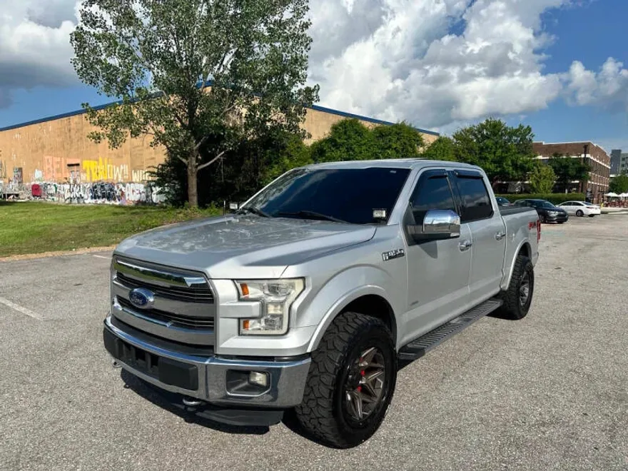 2015 Ford F-150 Lariat photo 1