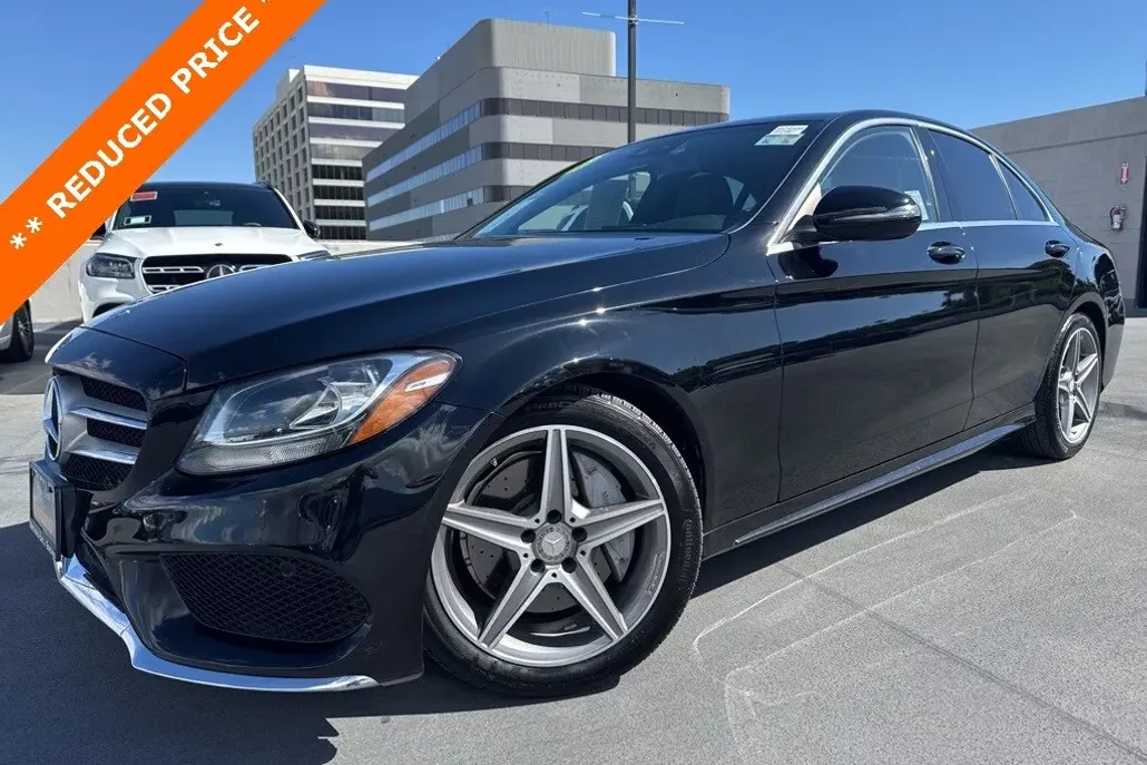 2016 Mercedes Benz C 300 photo 1