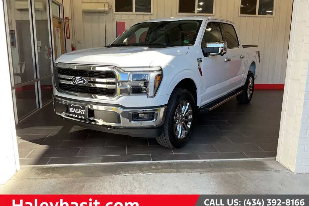 2025 Ford F-150 Lariat photo 1