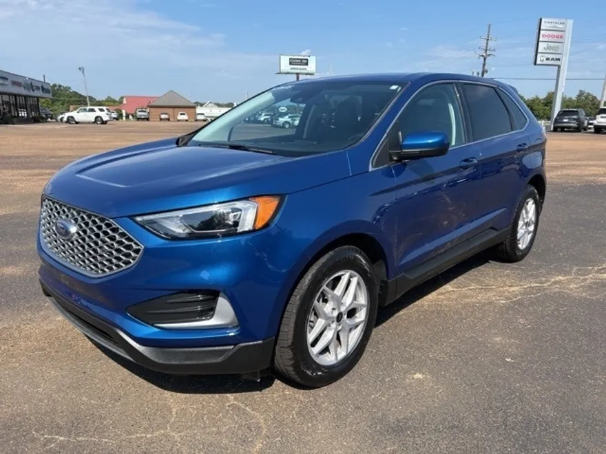 2024 Ford Edge SEL photo 1