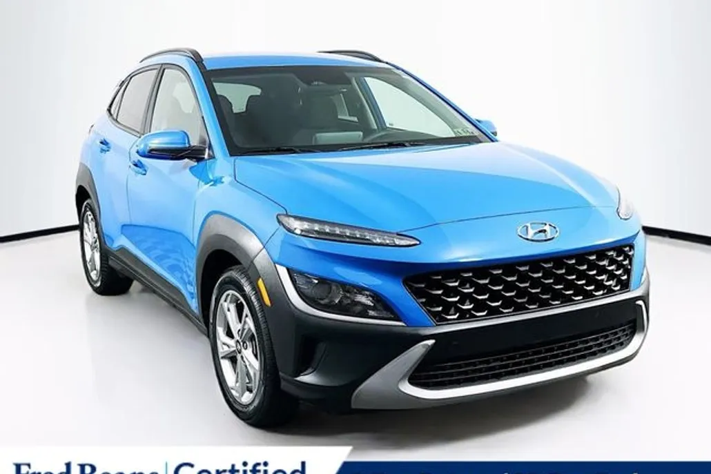2023 Hyundai Kona SEL photo 1
