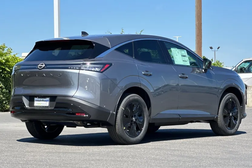 2025 Nissan Murano SV photo 1