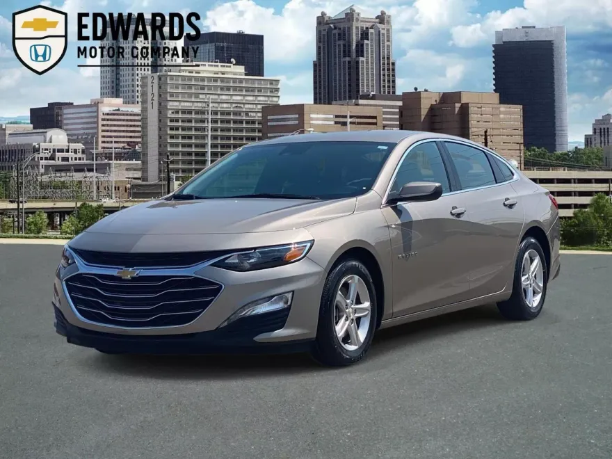 2024 Chevrolet Malibu 1LT photo 1