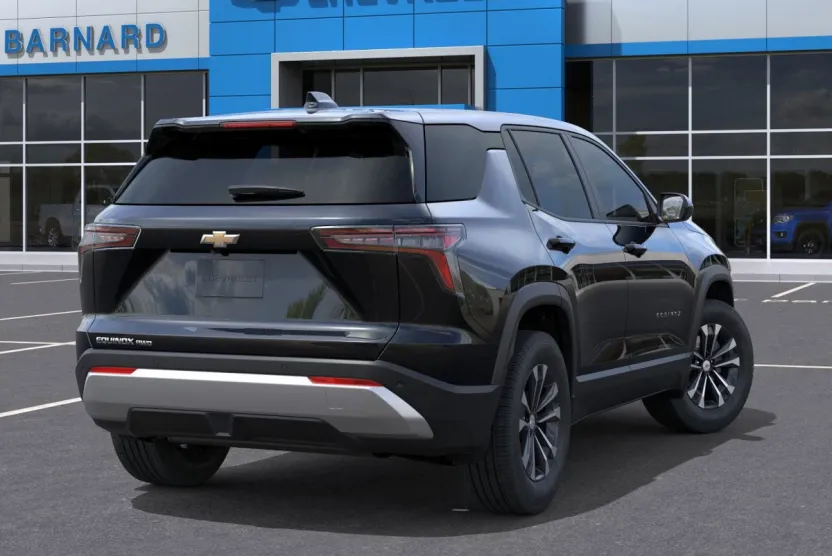 2026 Chevrolet Equinox LT photo 1