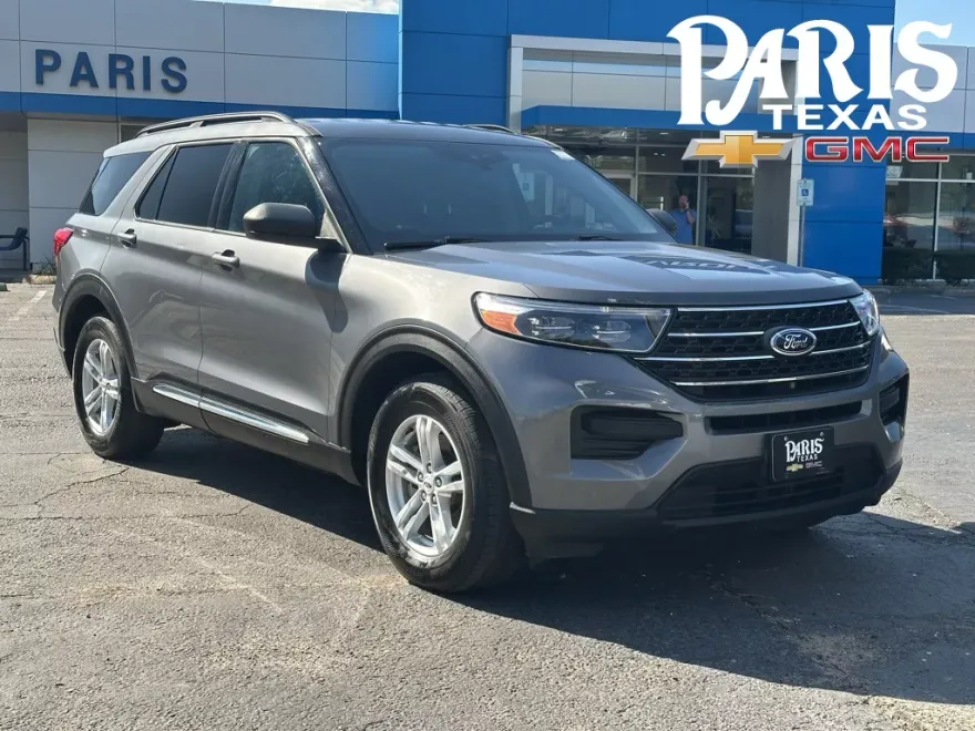 2022 Ford Explorer XLT photo 1