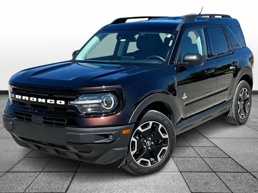 2021 Ford Bronco Sport Outer Banks photo 1