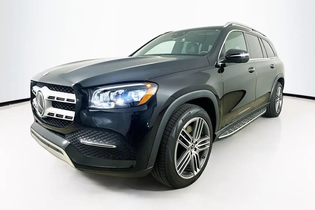 2023 Mercedes Benz GLS 450 4MATIC photo 1