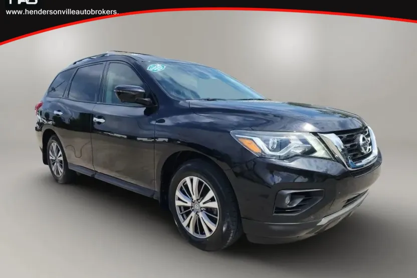 2018 Nissan Pathfinder XLE Premium photo 1