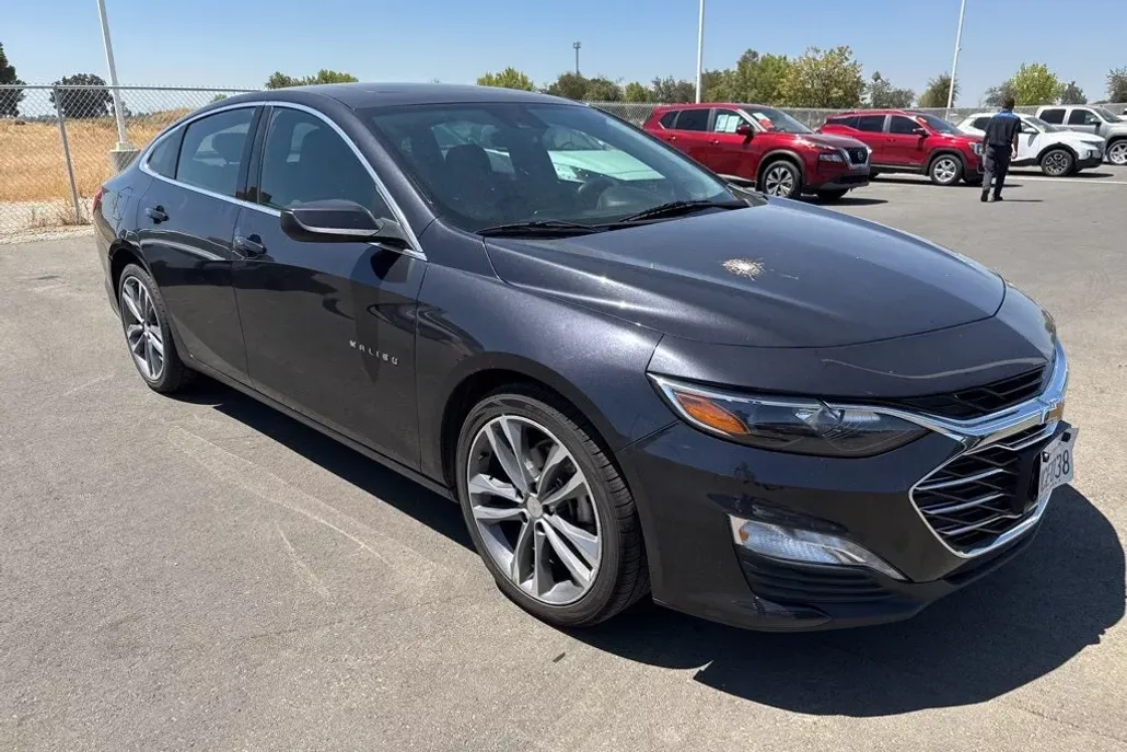2023 Chevrolet Malibu 1LT photo 1