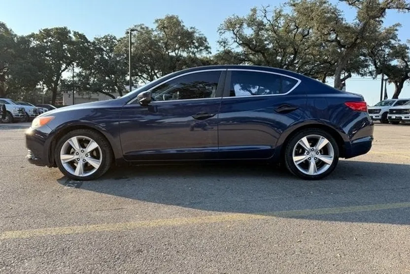 2014 Acura ILX 2.0L photo 1