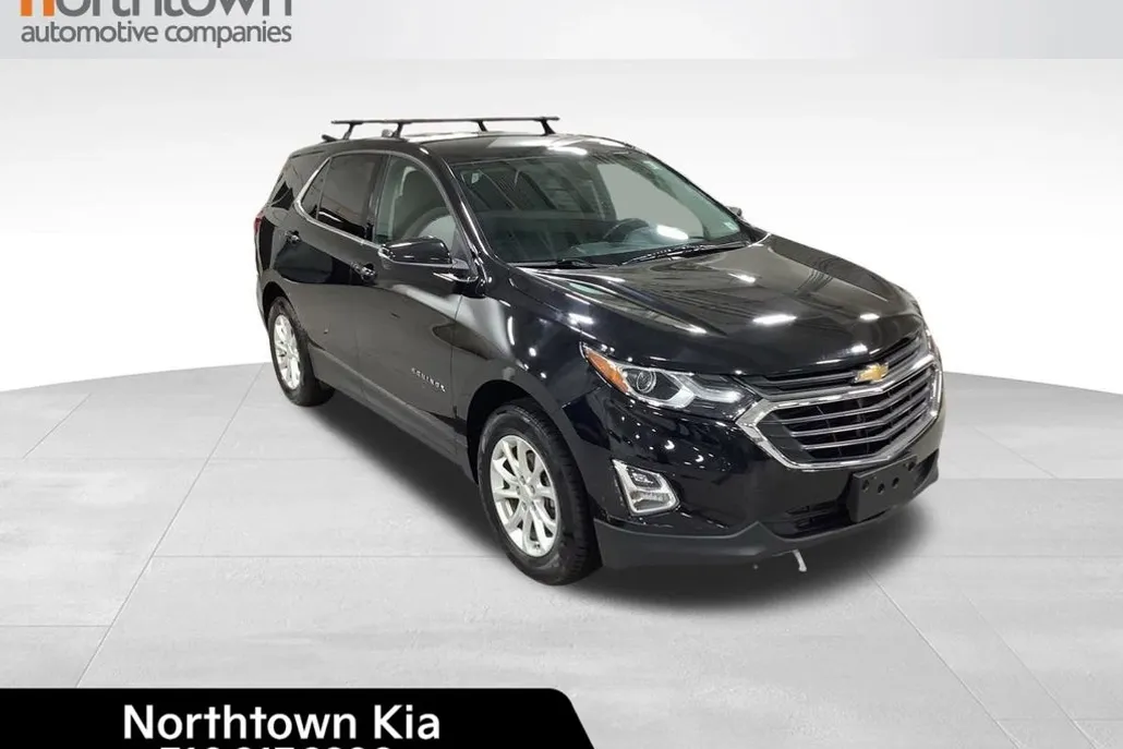 2019 Chevrolet Equinox LT photo 1