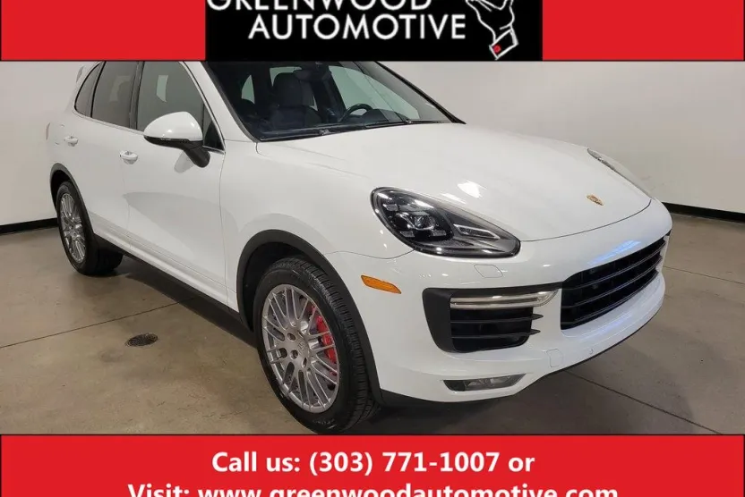 2015 Porsche Cayenne Turbo photo 1