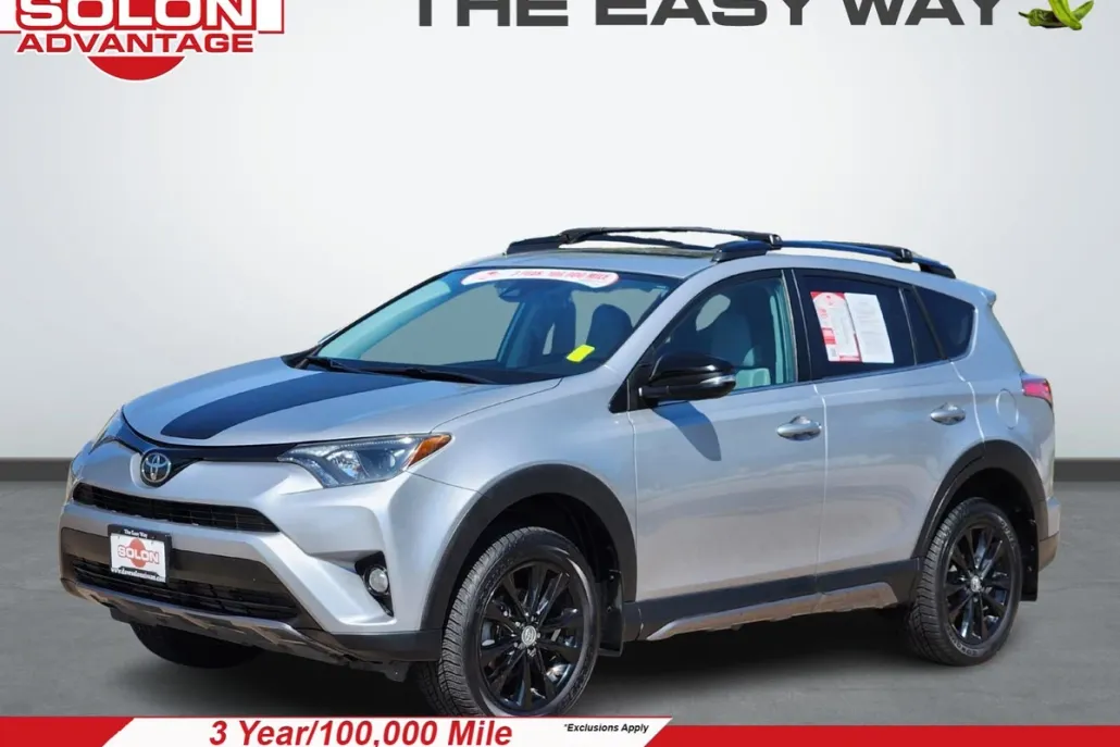 2018 Toyota RAV4 Adventure photo 1