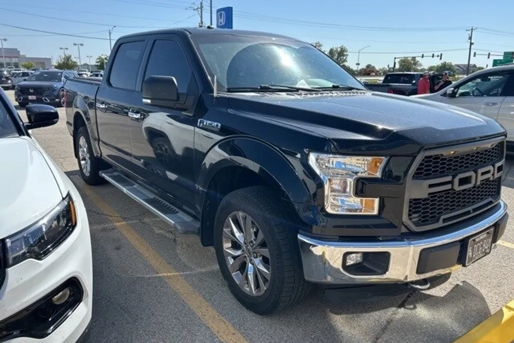 2016 Ford F-150 XLT photo 1