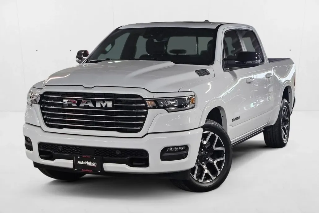 2025 Ram 1500 Laramie photo 1