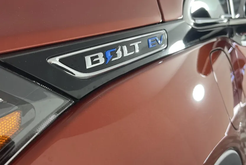 2021 Chevrolet Bolt EV photo 1