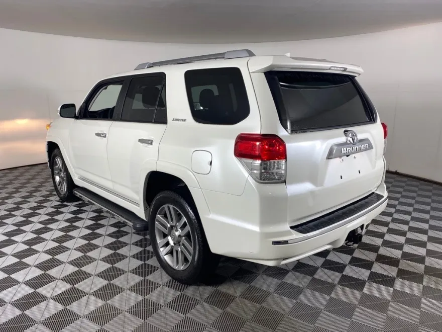 2011 Toyota 4Runner SR5 photo 1