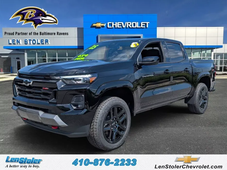 2025 Chevrolet Colorado Z71 photo 1