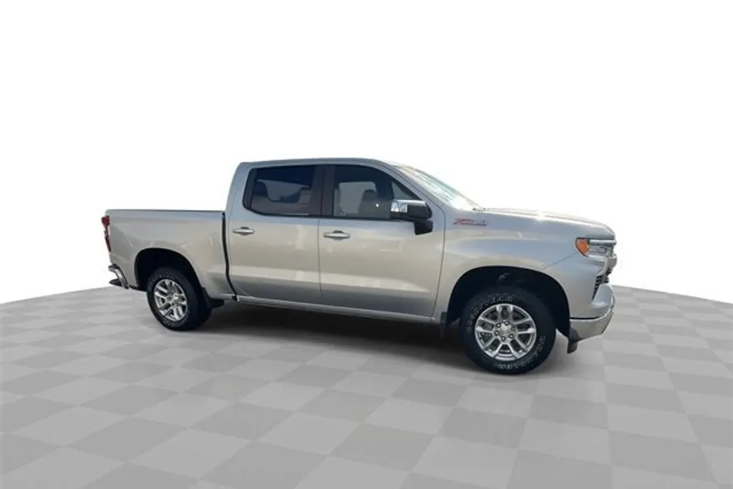2022 Chevrolet Silverado 1500 LT photo 1