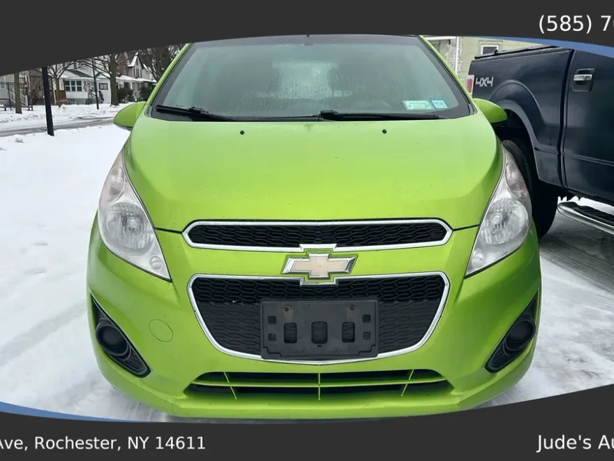 2015 Chevrolet Spark 1LT photo 1
