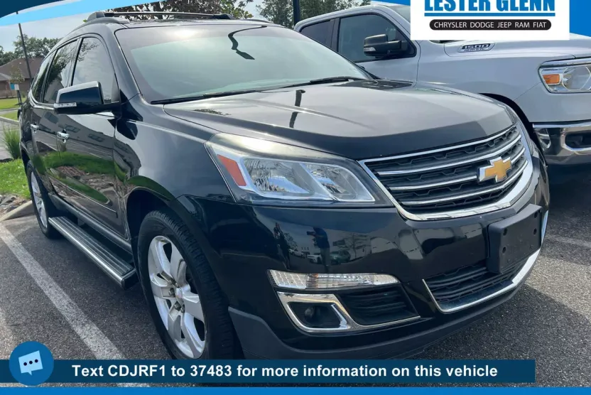2017 Chevrolet Traverse 1LT photo 1