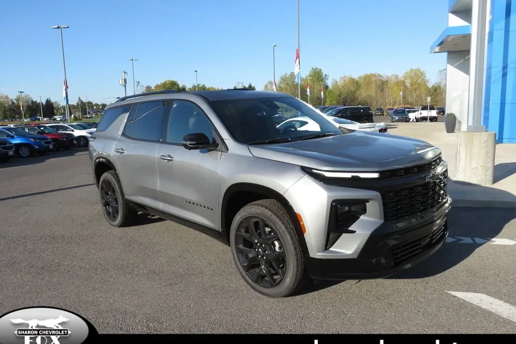 2026 Chevrolet Traverse RS photo 1