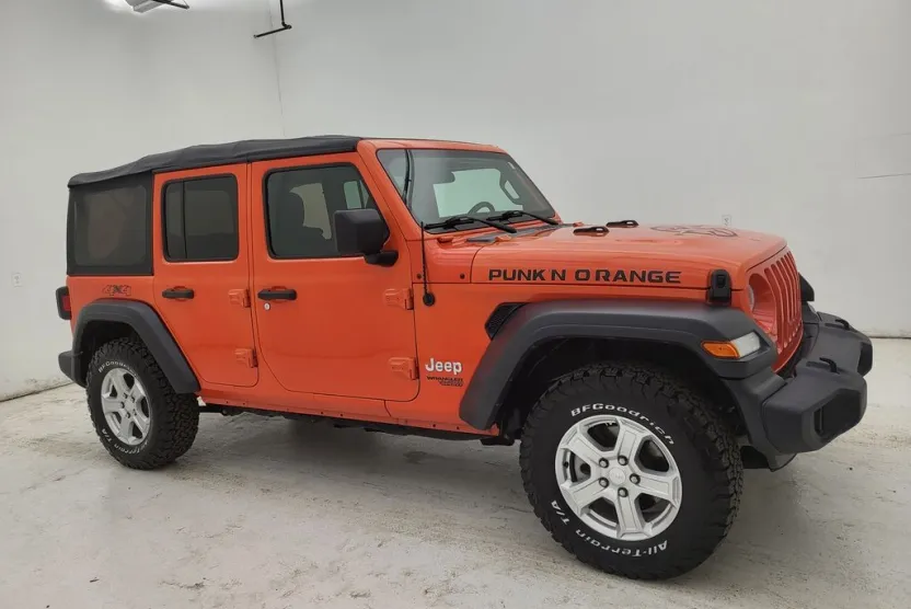 2018 Jeep Wrangler Unlimited Sport S photo 1