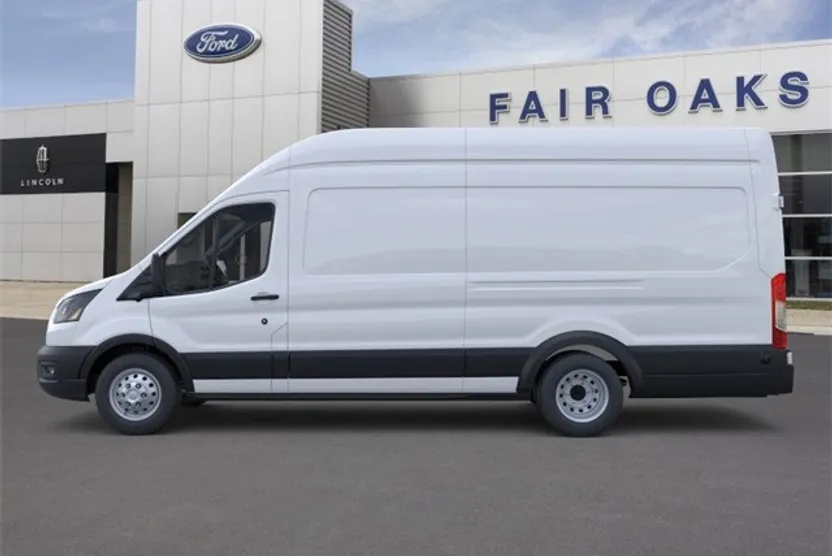 2025 Ford Transit photo 1