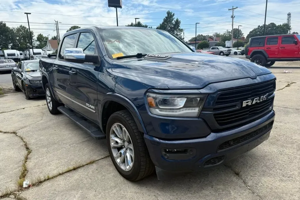 2020 Ram 1500 Laramie photo 1