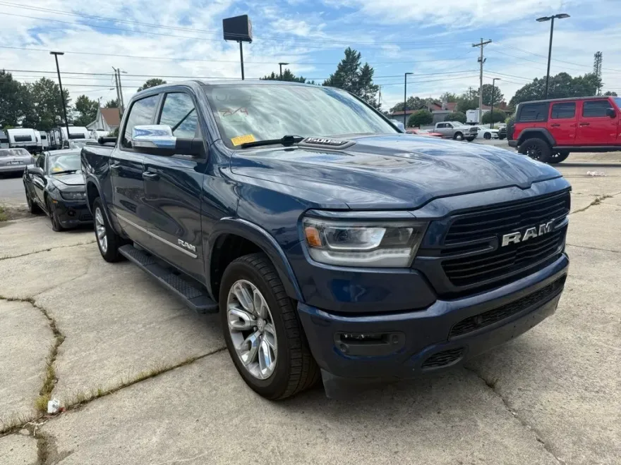 2020 Ram 1500 Laramie photo 1