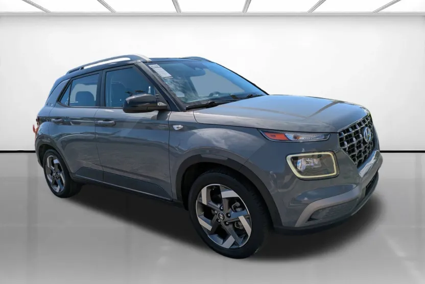 2023 Hyundai Venue Limited photo 1