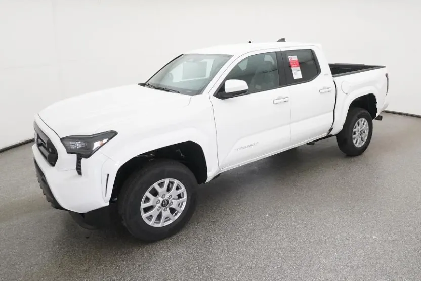 2025 Toyota Tacoma SR5 Double Cab photo 1