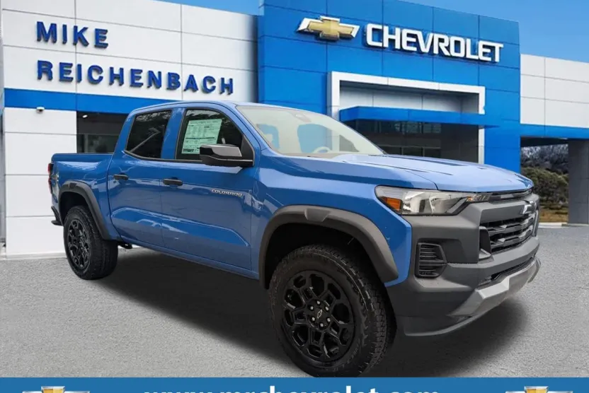 2026 Chevrolet Colorado Trail Boss photo 1