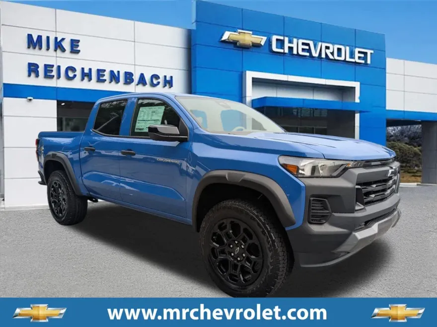 2026 Chevrolet Colorado Trail Boss photo 1