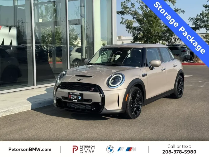 2024 Mini Cooper Hardtop S photo 1