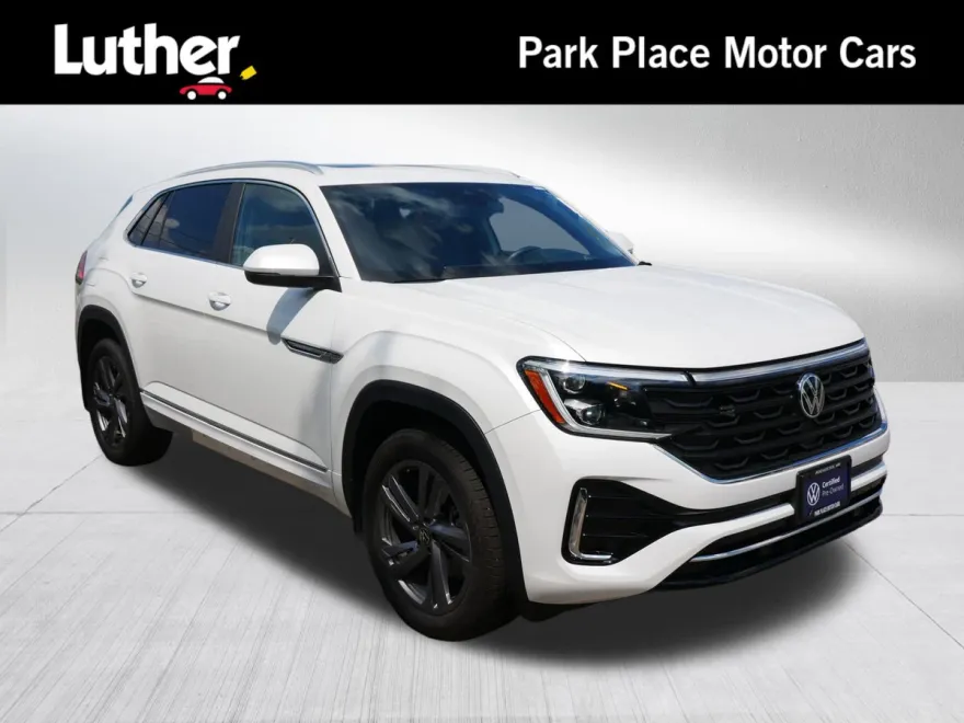 2024 Volkswagen Atlas Cross Sport SEL R-Line photo 1