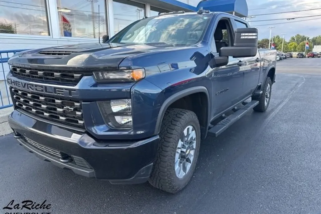 2021 Chevrolet Silverado 2500HD Custom photo 1